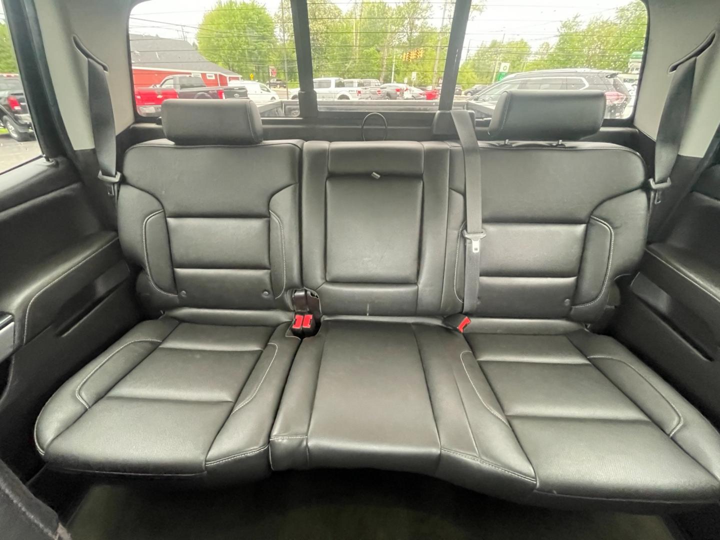 2018 Black /Black Chevrolet Silverado 1500 LTZ Z71 Crew Cab 4WD (3GCUKSEC4JG) with an 5.3L V8 OHV 16V engine, 8-Speed Automatic transmission, located at 547 E. Main St., Orwell, OH, 44076, (440) 437-5893, 41.535435, -80.847855 - This 2018 Chevrolet Silverado 1500 LTZ Z71 Crew Cab is a well-appointed and highly capable full-size pickup. It's powered by a 5.3L Vortec V8 engine paired with an 8-speed automatic transmission and 3.42 gearing, enabling an impressive 9,300-pound towing capacity. The Z71 off-road package includes f - Photo#34